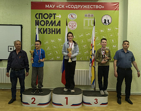 В Волгодонске на черно-белых полях провели культурно-спортивный праздник