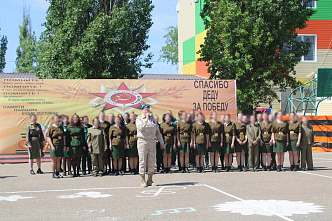 Азов: в женской ИК-18 День Победы отметили ярко