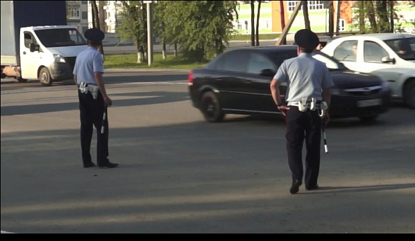 На Дону троих водителей без права управления ТС выявили полицейские во время рейда  