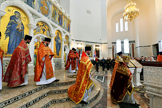 В главном храме ЮВО прошло торжественное богослужение